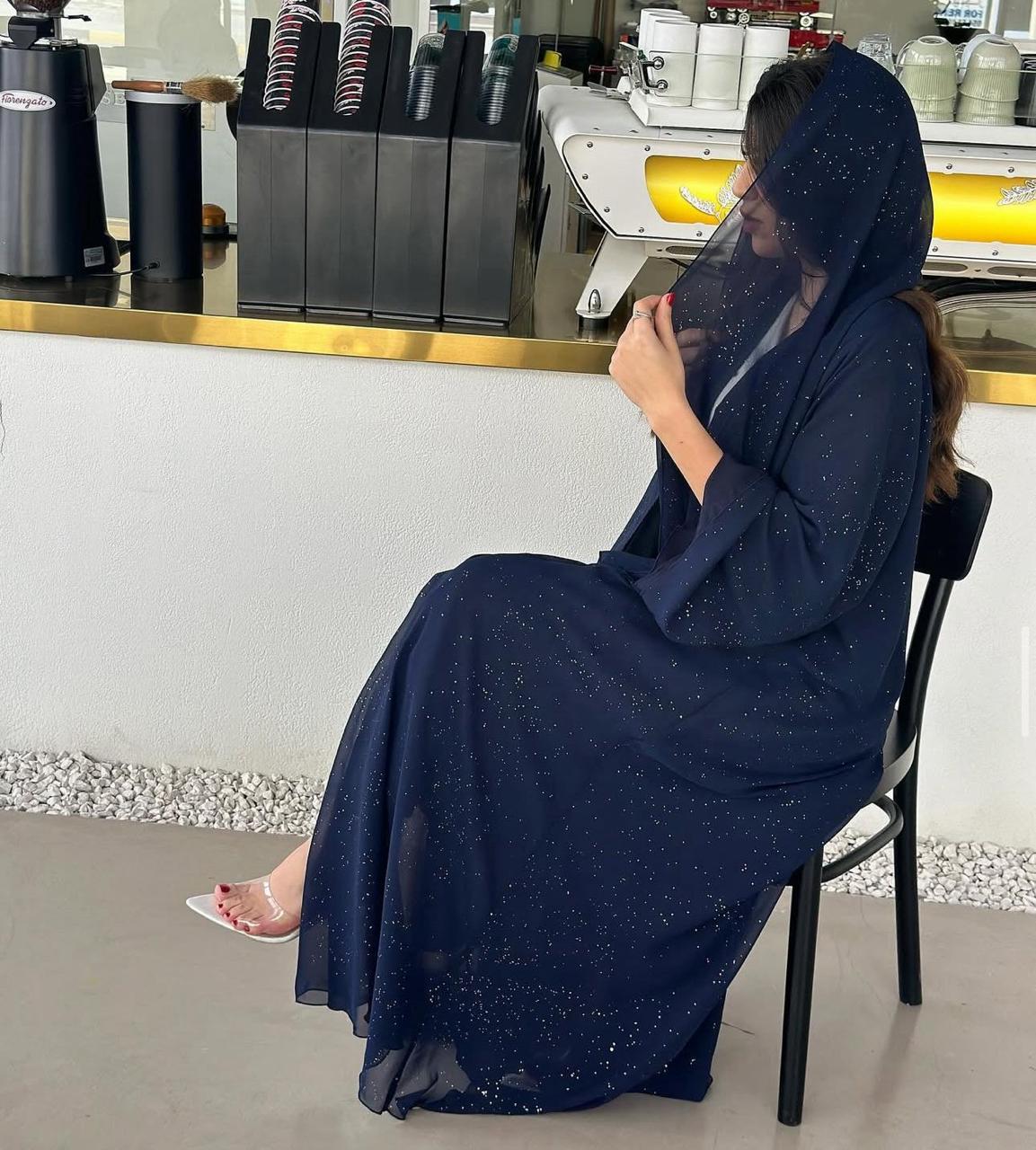 عباية اللؤلؤ